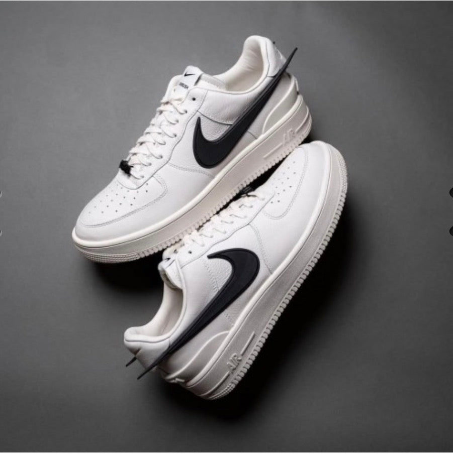 Nike Airforce 1 low x ambush white